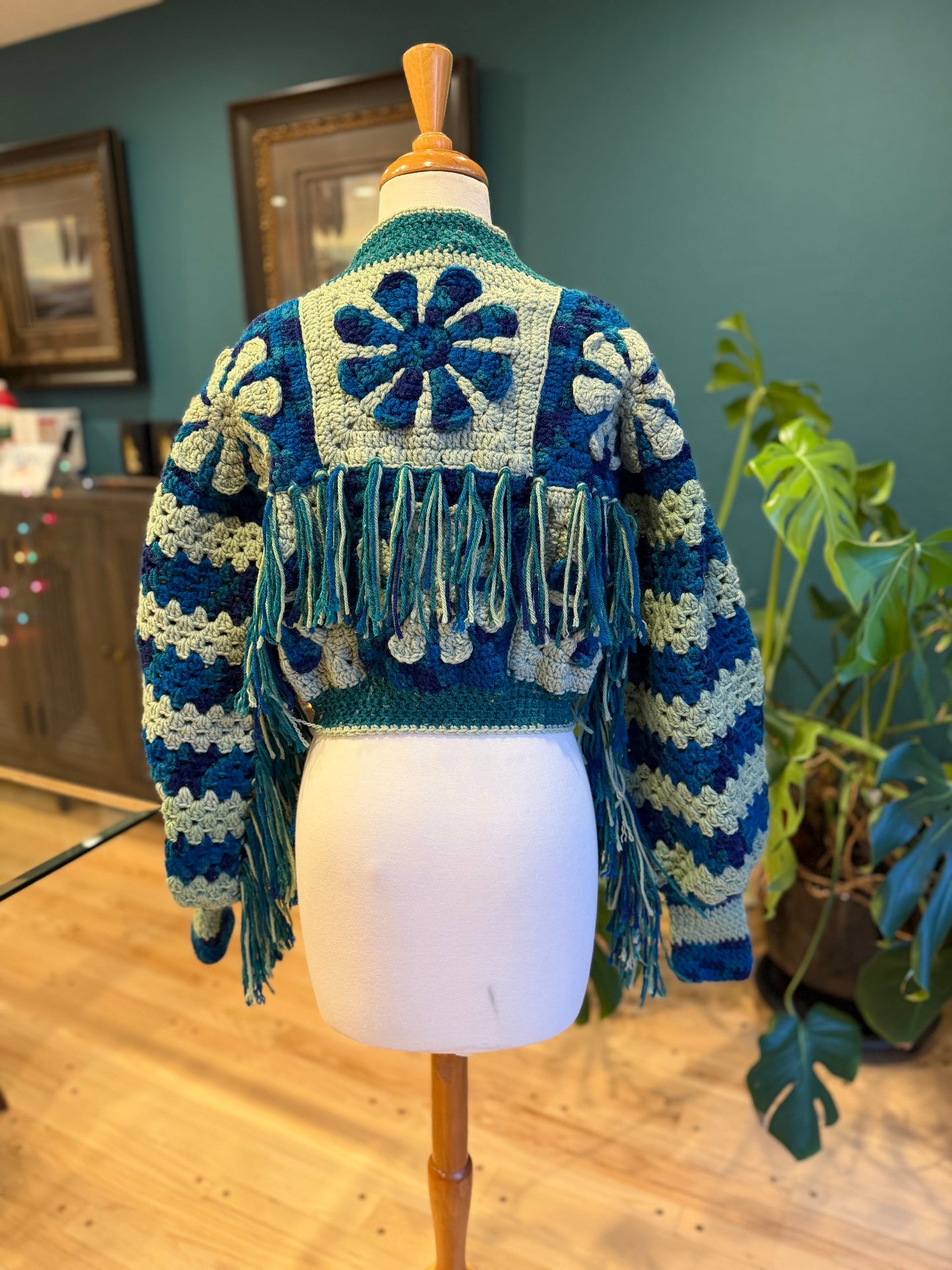 The fringed Daisy cardigan (color request)