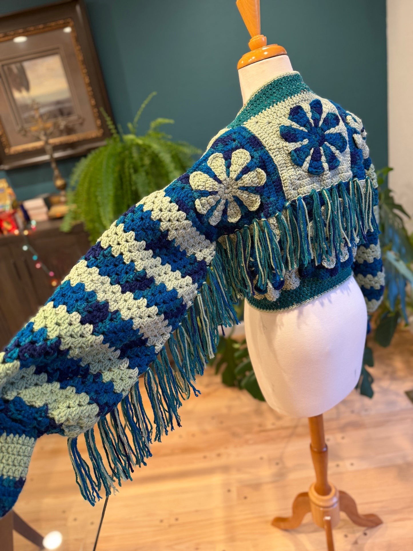 The fringed Daisy cardigan (color request)